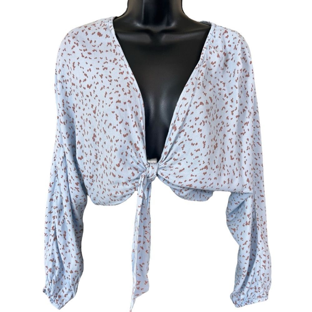 ILLA ILLA LIGHT BLUE TIE FRONT CROP TOP